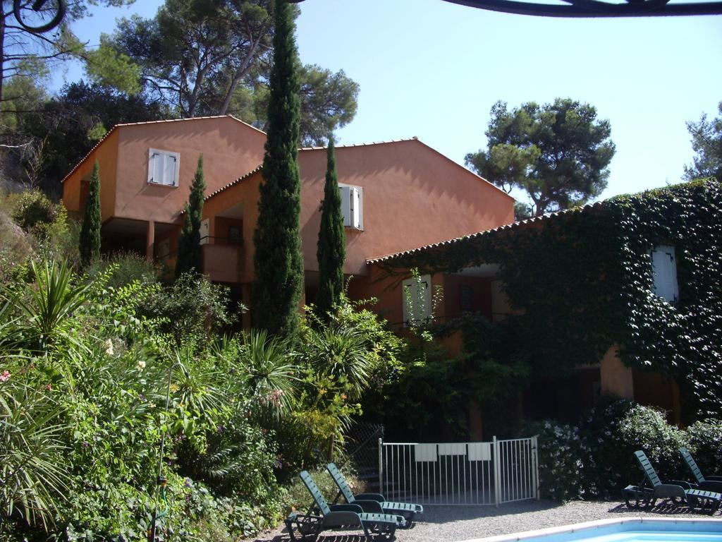 50M Plage T2 Grande Terrasse Vue Mer Climatise Piscine Chauffee, Parking Clos Gratuit Sanary-sur-Mer Luaran gambar